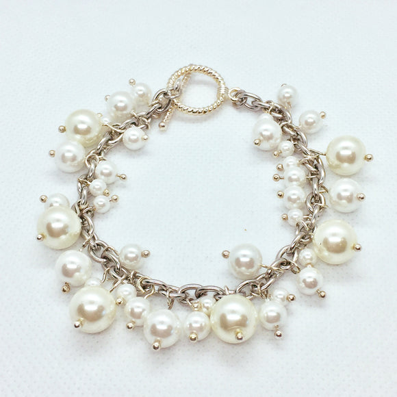 Glass Pearl Bracelet